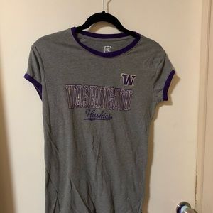 Washington Huskies Tee